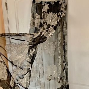 New Maxi Sheer Skirt size Large, Xlarge.